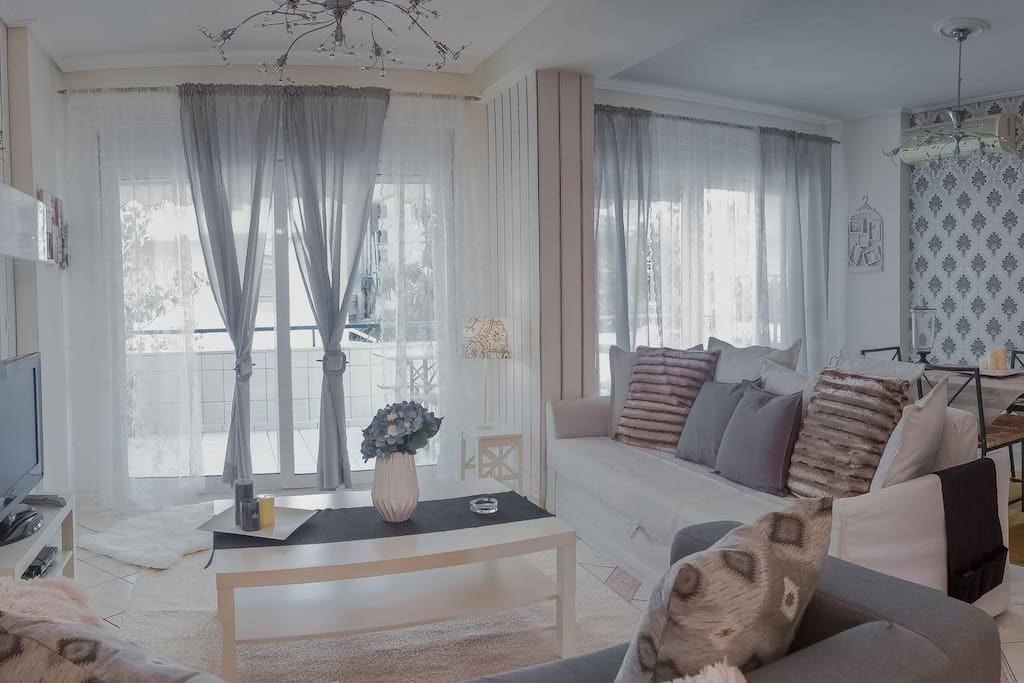 Luxury City Center Apartment