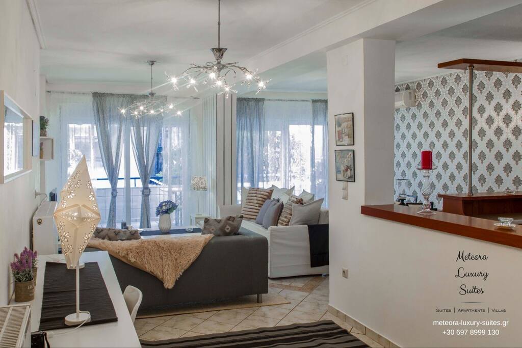 Luxury City Center Apartment 3