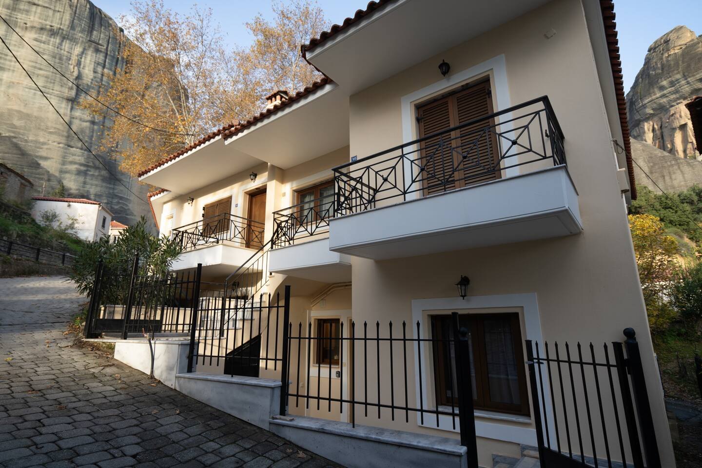 The Miller House under Meteora